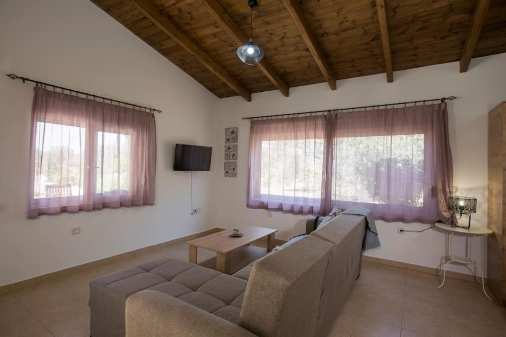 Serenity Studio Beach Home Afantou Exteriér fotografie