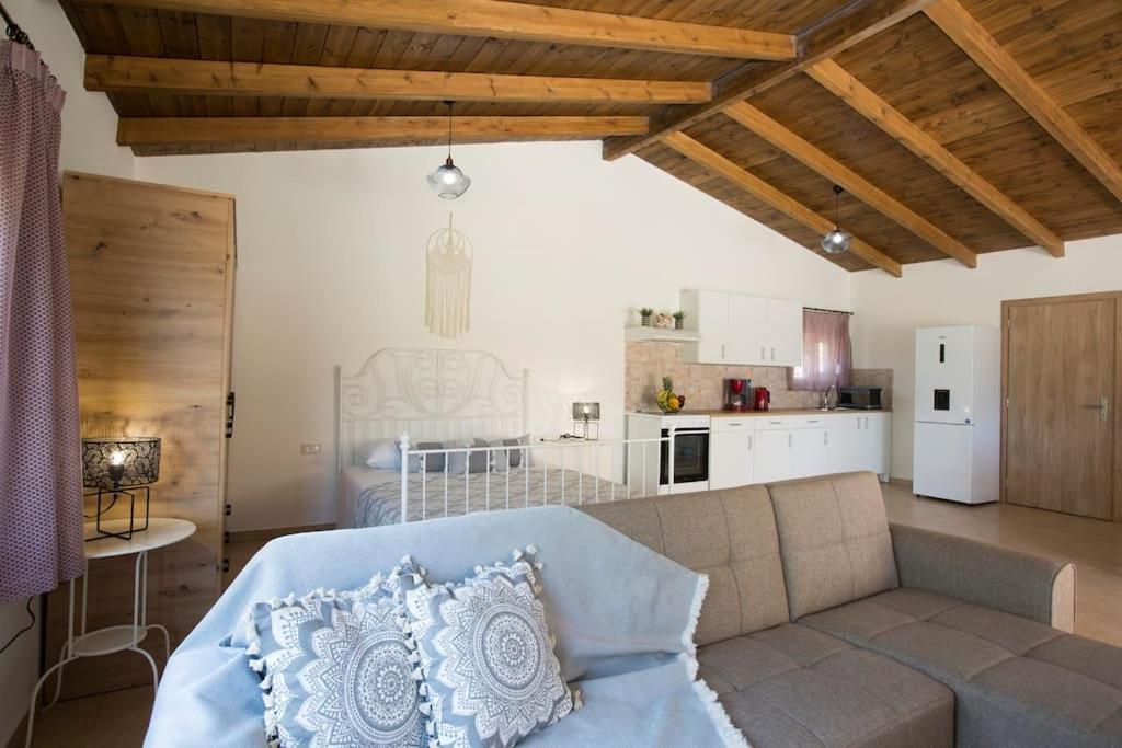 Serenity Studio Beach Home Afantou Exteriér fotografie